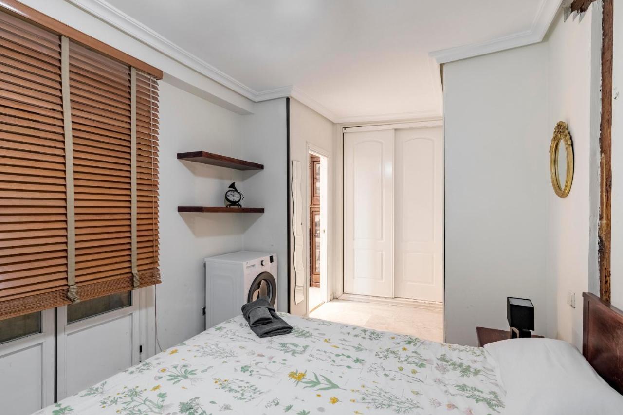 Appartement Plaza Sant' Ana, Casco Historico à Madrid Extérieur photo