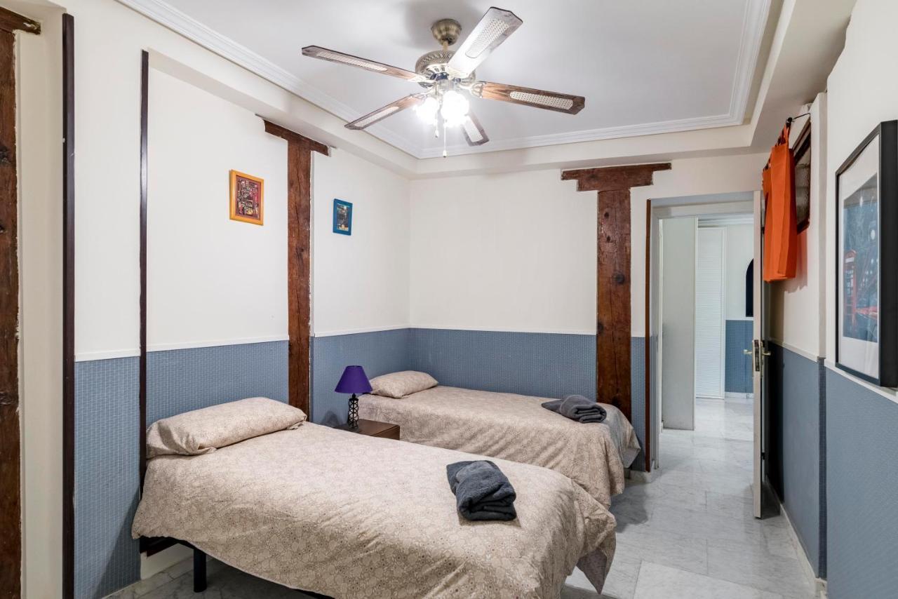 Appartement Plaza Sant' Ana, Casco Historico à Madrid Extérieur photo