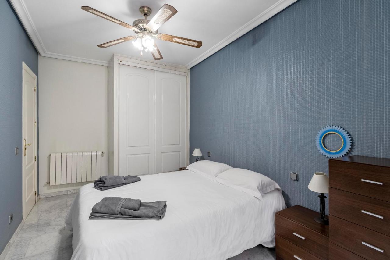 Appartement Plaza Sant' Ana, Casco Historico à Madrid Extérieur photo